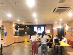 -麦当劳(石坝服务区店)