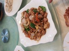溜肥肠-雪乡人家东北菜·铁锅炖一切(高斯路店)