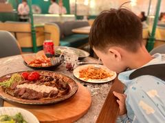 -芭莉与彩虹西餐厅(成都合生汇店)