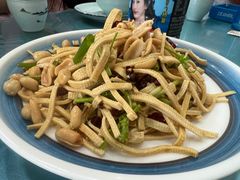 -龙香居海鲜浑锅家常菜·特色驴肉