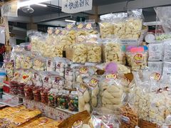 -瓦洛洛传统市场