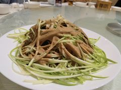 -巢香扣肉馆
