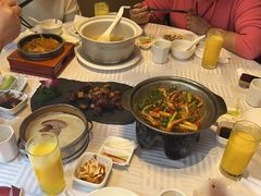 -湖庭壹品鸭王·传统北京烤鸭·别墅私房菜·庭院宵夜(江宁店)