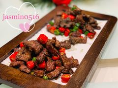 煎封牛肉粒-皇城根·烤鸭·鱼头·家常菜(欧亚大观乐活城店)