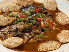 红烧杂鱼贴饼-张鸟园农家乐(张鸟园店)