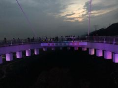 -黄腾峡天门悬廊