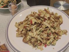-八大碗·地道东北菜(东陵西路店)