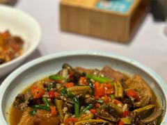 -客家大院·非遗赣南客家菜(郁孤台店)