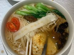 -王府井酒店(金桥港湾店)