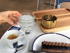 -LAVAZZA拉瓦萨咖啡(中航城君尚购物中心店)