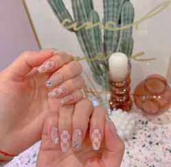 -LILY NAILS美甲美睫