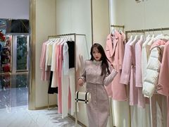 -王府井百货熙地港店