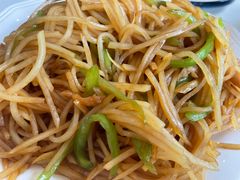 -鑫巴蜀小镇 · 水煮鱼专研店(玉桥店)