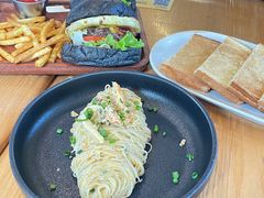 -HELLO 27 意面·沙拉·帕尼尼