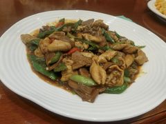 -吴记酱骨炖菜馆(康安路店)