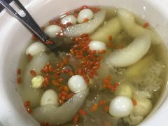 冰糖雪梨雪耳-小草糖水(海棠村店)