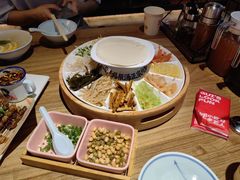 -怪噜范·老贵阳街头名小吃(鸿通城店)