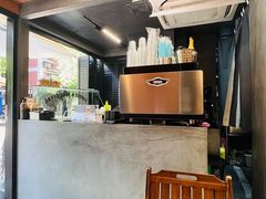 -CowCow其其·牛杂咖啡公司(六运店)