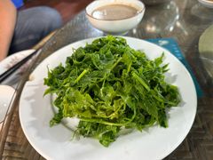 -岩保农家乐