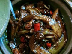 咸鱼鸡粒茄子煲-煲王粤菜餐厅(中侨中心店)