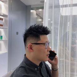 -发饰美男士增发补发假发定制店