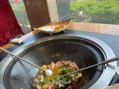 -老刘生态大鱼坊铁锅炖鱼(赛马场店)