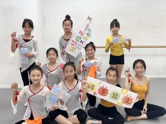 -西安小天鹅艺术团(金花路校区)