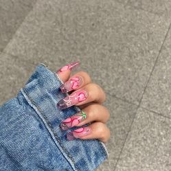 -花岐款式专研健康美甲沙龙