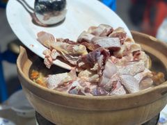 -广味炭炉鸡煲(宝业路分店)