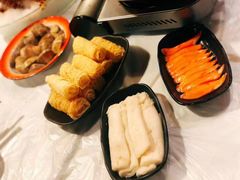 -鲜入围煮花胶鸡海鲜火锅