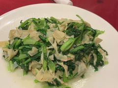 毛菜百叶炒火腿丝-老吉士酒家(天平路店)