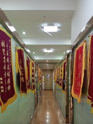 -苗医生专业祛痘·皮肤管理