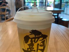 -霸王茶姬(泛海广场店)