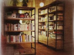 -武汉境自在書店