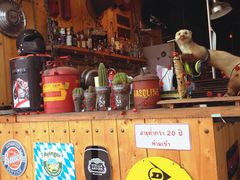 -席娜卡琳火车铁道夜市