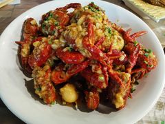 彪哥油焖大虾-美膳居川菜馆油焖大虾烧烤(卓刀泉店)