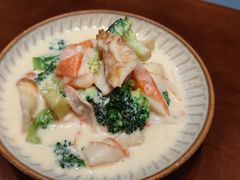 -8PINTS八品脱·日料·烧鸟·精酿小酒馆(莘庄店)
