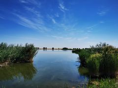 -亿利库布其七星湖沙漠生态旅游区