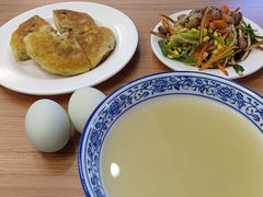 -白阿婆过油肉拌面·大盘鸡