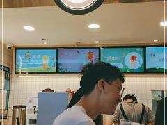 -CoCo都可(湖滨银泰店B区店)