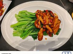 -艳阳天民俗村(公园路店)