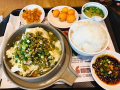 -重庆老字号·吴抄手·高豆花(T3航站楼店)
