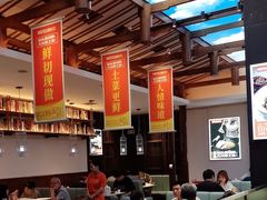 -阿瓦山寨·湘菜现炒·剁椒鱼头王(咸阳总店)