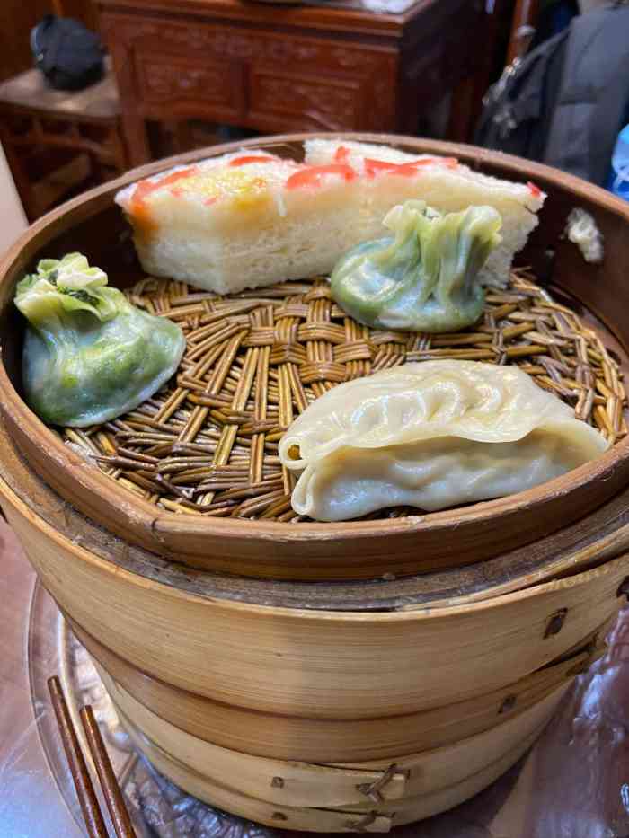 富春茶社-"去扬州,朋友请客喝的早茶,点了很大一桌,."-大众点评移动版