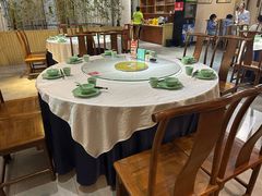 -大城小院饭店(博隆广场虹桥店)