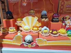 -名创优品(北京新中关购物中心地铁层店)