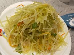 莴笋双脆-小船渔村•大连菜•大连焖鱼(明泽街店)