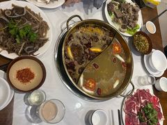 -乡土特色.冷锅鱼.牦牛肉火锅