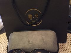 -肆兮眼镜·蔡司·徕卡战略合作店(大坪店)