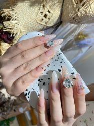 -NEW LOOK-绿麓 · 美甲美睫脱毛工作室